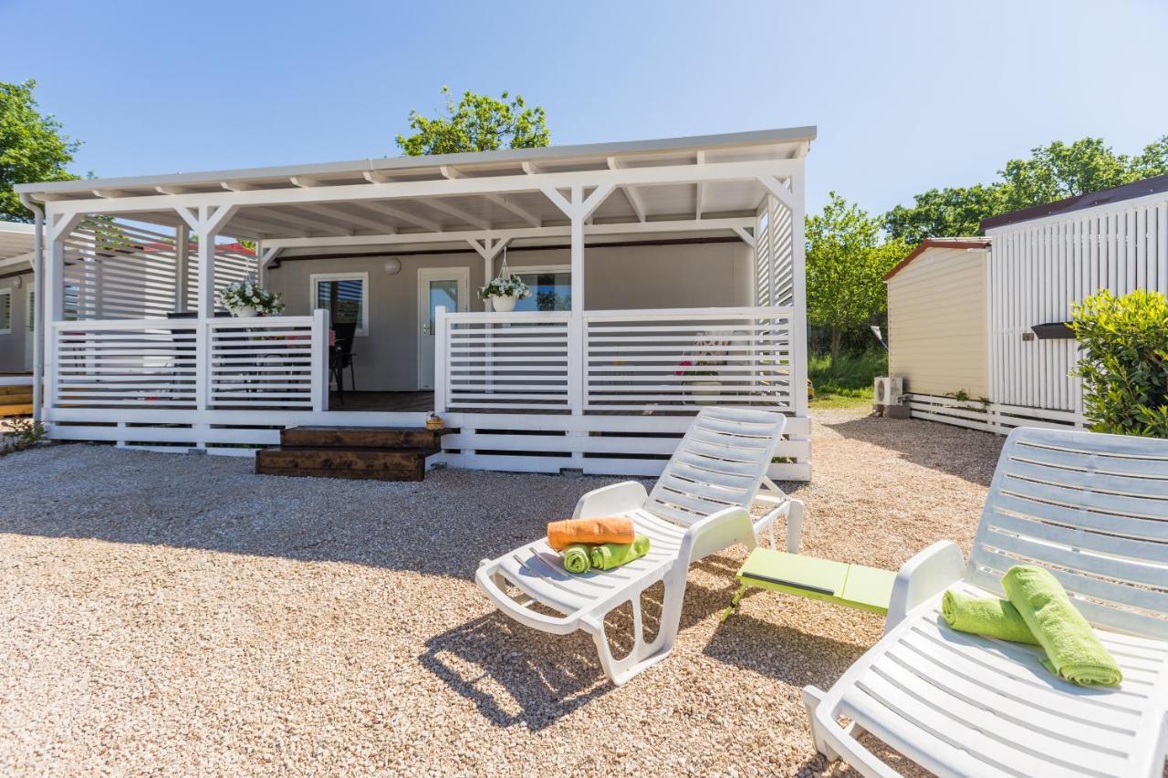 Zelena Laguna Mobile Homes Mugeba ภายนอก รูปภาพ