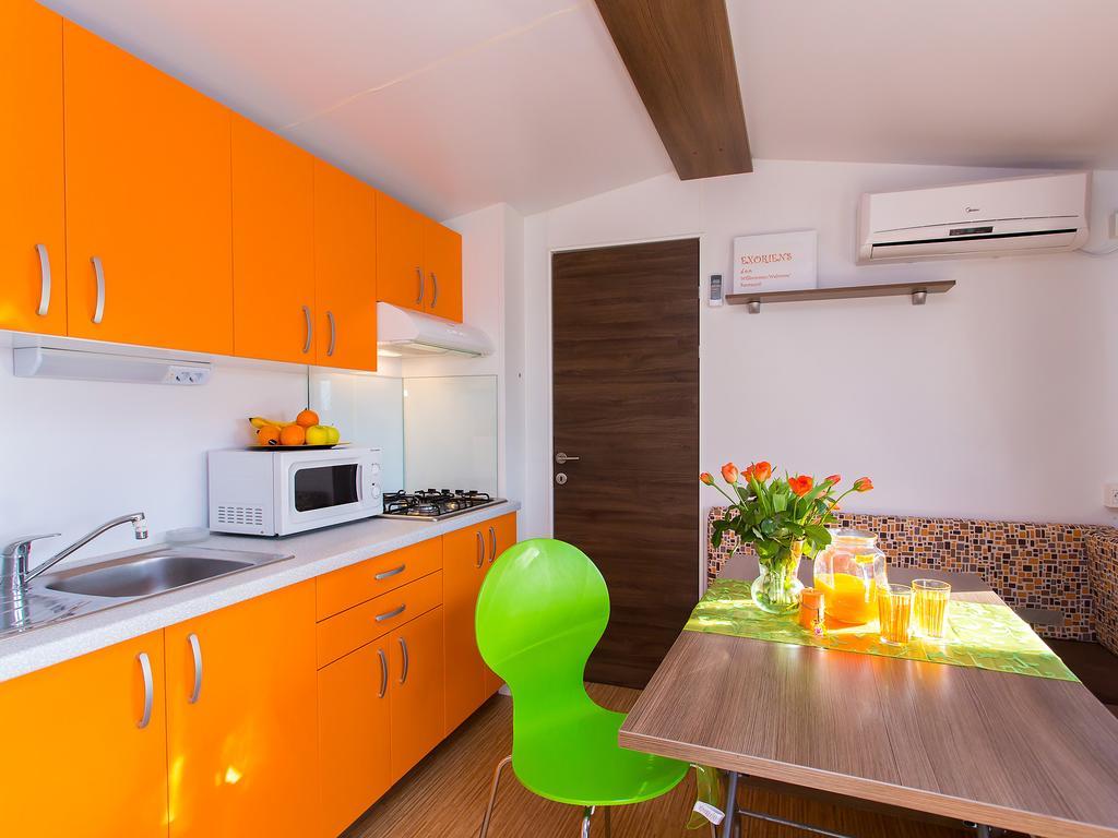 Zelena Laguna Mobile Homes Mugeba ภายนอก รูปภาพ