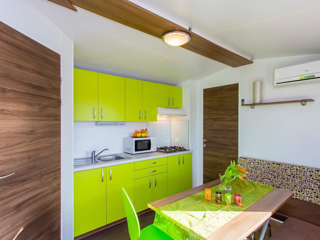 Zelena Laguna Mobile Homes Mugeba ภายนอก รูปภาพ